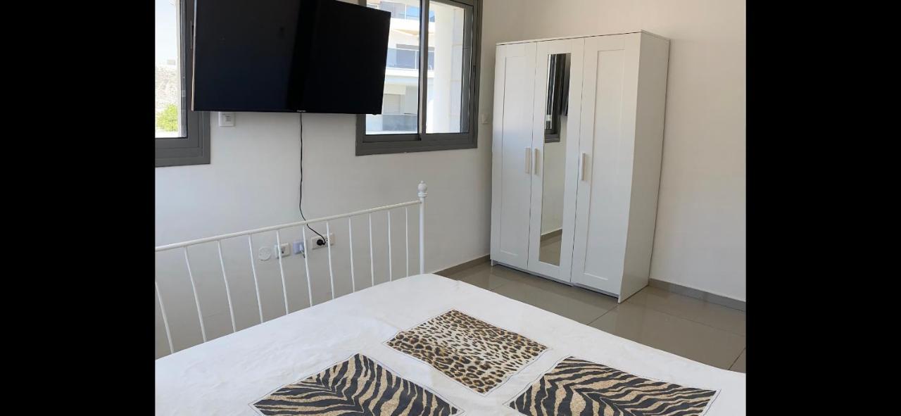 Ferienwohnung Stunning Penthouse With Sea Views And Private Heated Pool Eilat Exterior foto