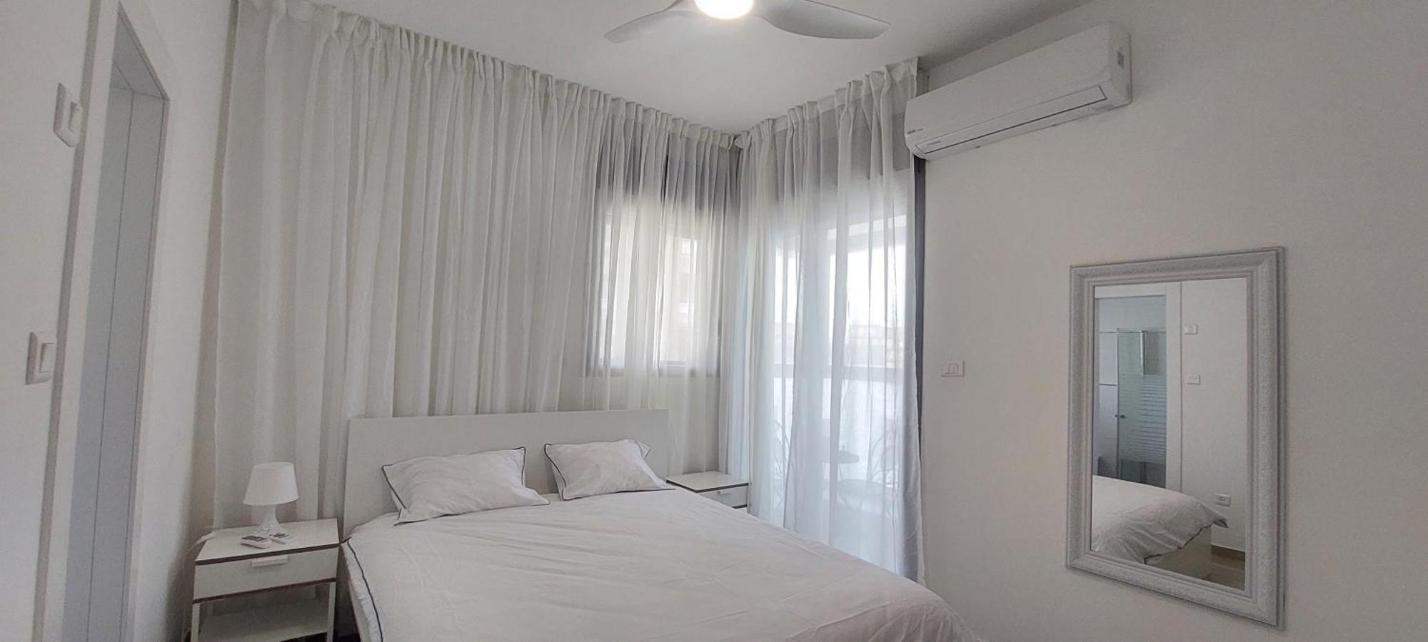 Ferienwohnung Stunning Penthouse With Sea Views And Private Heated Pool Eilat Exterior foto