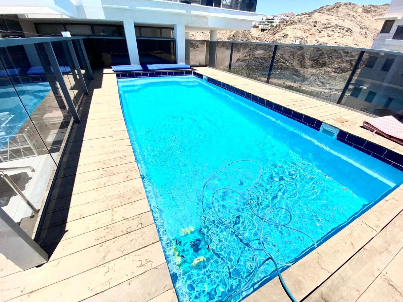 Ferienwohnung Stunning Penthouse With Sea Views And Private Heated Pool Eilat Exterior foto